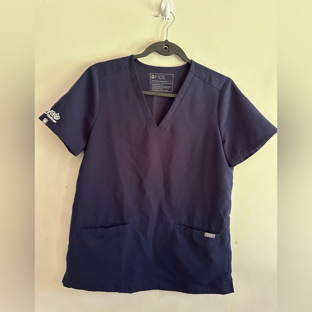 Figs Technical Collection Deep Blue Top